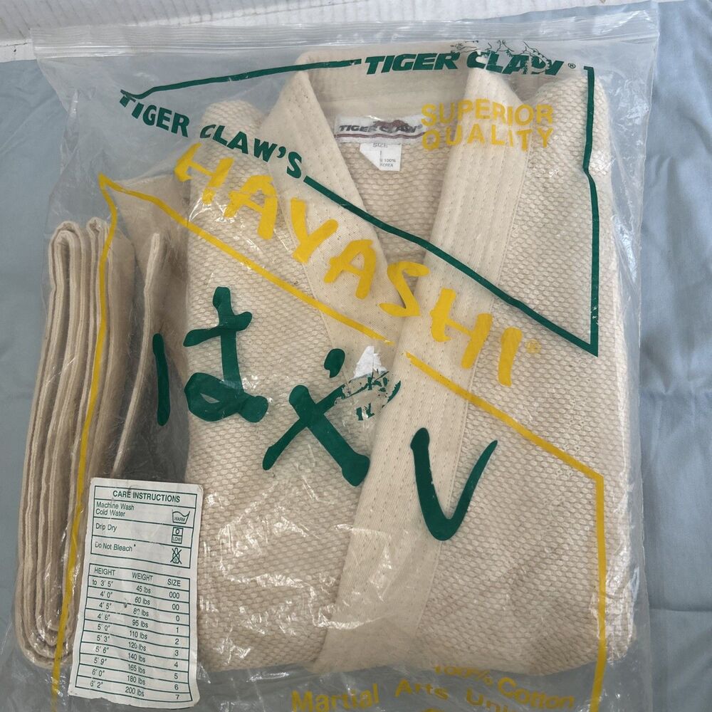 Vintage New Tiger Claw Hayashi Karate Gi Uniform 100% Cotton Sz 1 Youth 1990’s